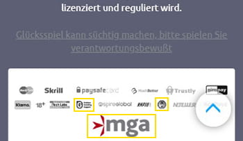 Der mobile Footer des Play Club Casinos mit Informationen zur Lizenz und Sicherheit.