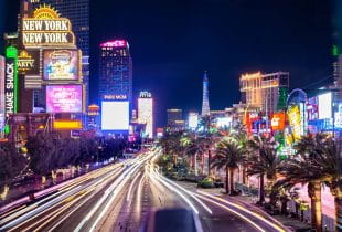 Der Las Vegas Strip bei Nacht.